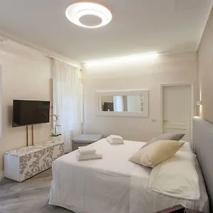 duomo-suite-ghirlandaio.it-tuscanyhotel.com/