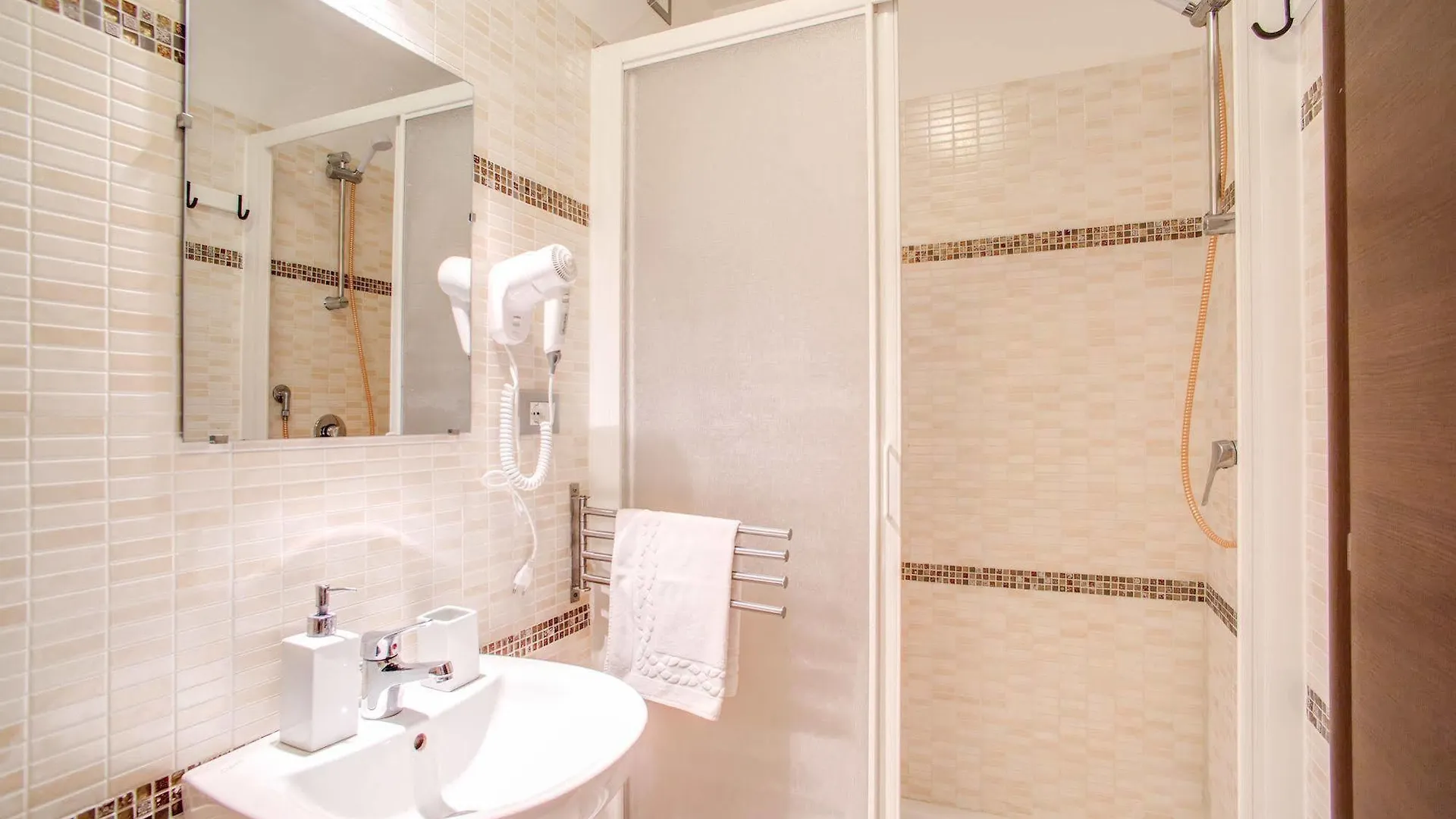 Hotel Mosaic Central Rom 3*,  Italien